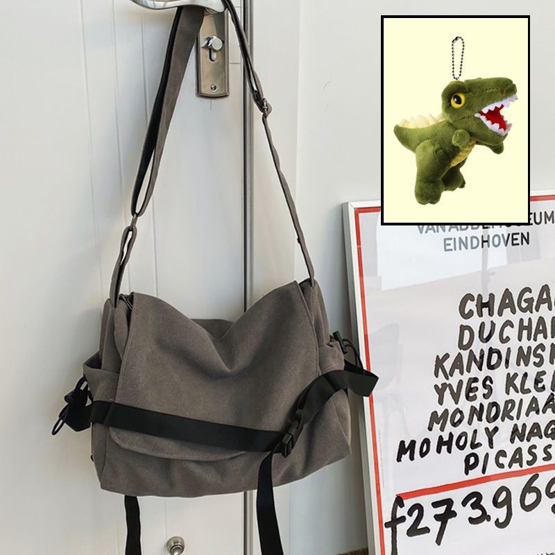 Casual Cool: The Messenger Bag for Your Daily Vibe